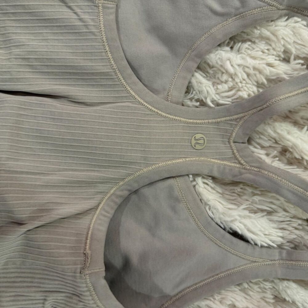 Lululemon Women's Vest